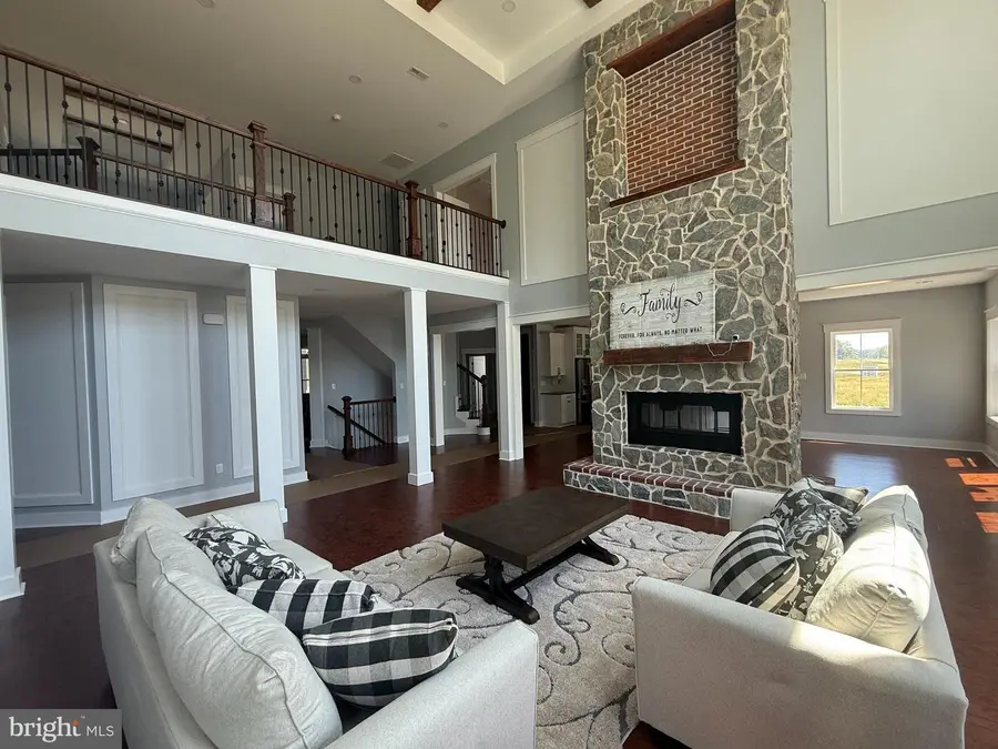 5482 Summit Bridge Rd, Townsend, DE 19734 - #2