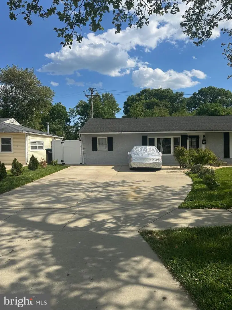 35 Chaucer Dr, Newark, DE 19713 - #1