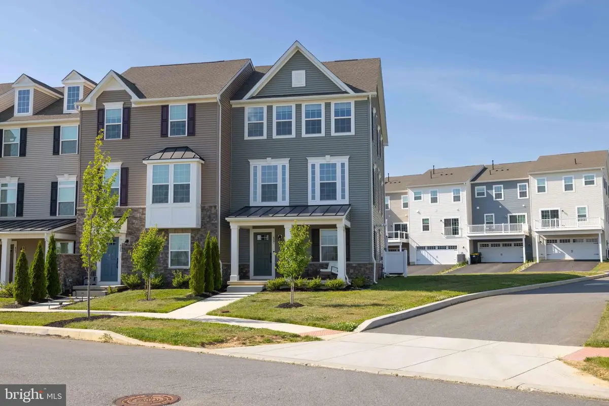 427 Swede Landing Ln, Middletown, DE 19709 - #1