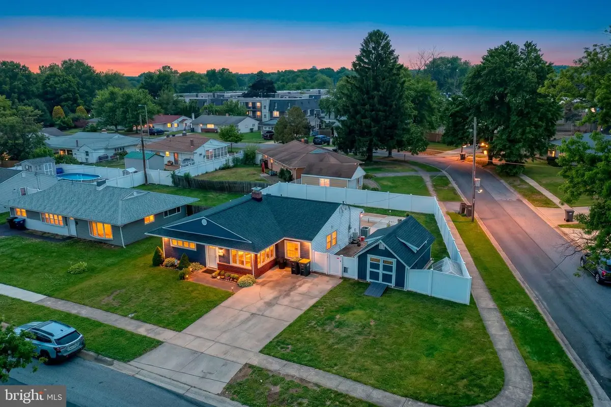 2 Meadow Ln, Newark, DE 19713 - #1