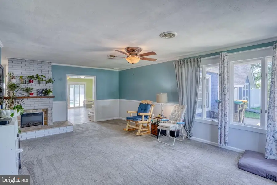 2 Meadow Ln, Newark, DE 19713 - #3
