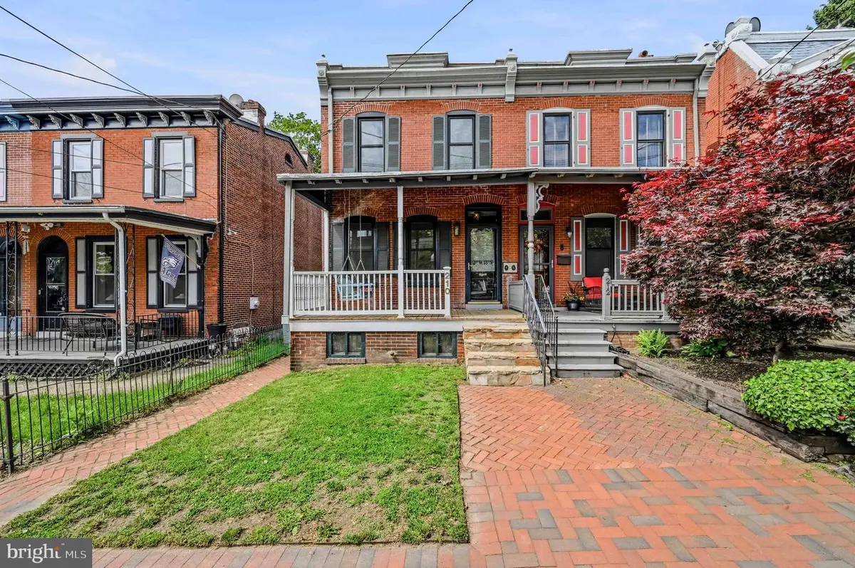 210 W 18th St, Wilmington, DE 19802 - #1