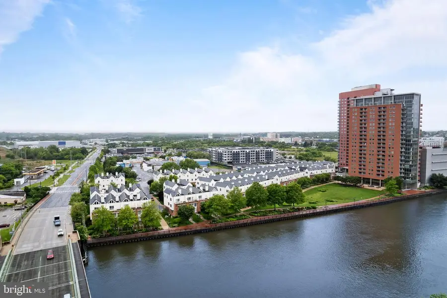 167 Christina Landing Dr, Wilmington, DE 19801 - #2