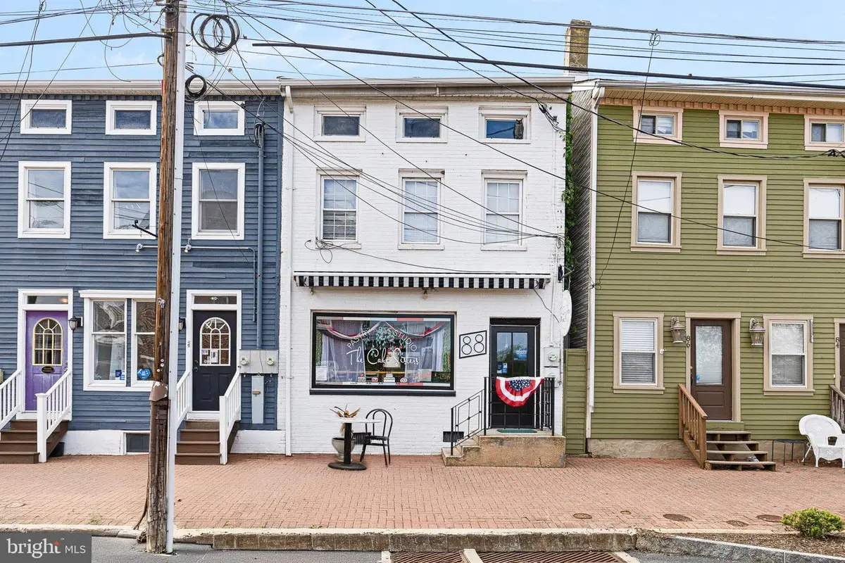 88 Clinton St, Delaware City, DE 19706 - #1