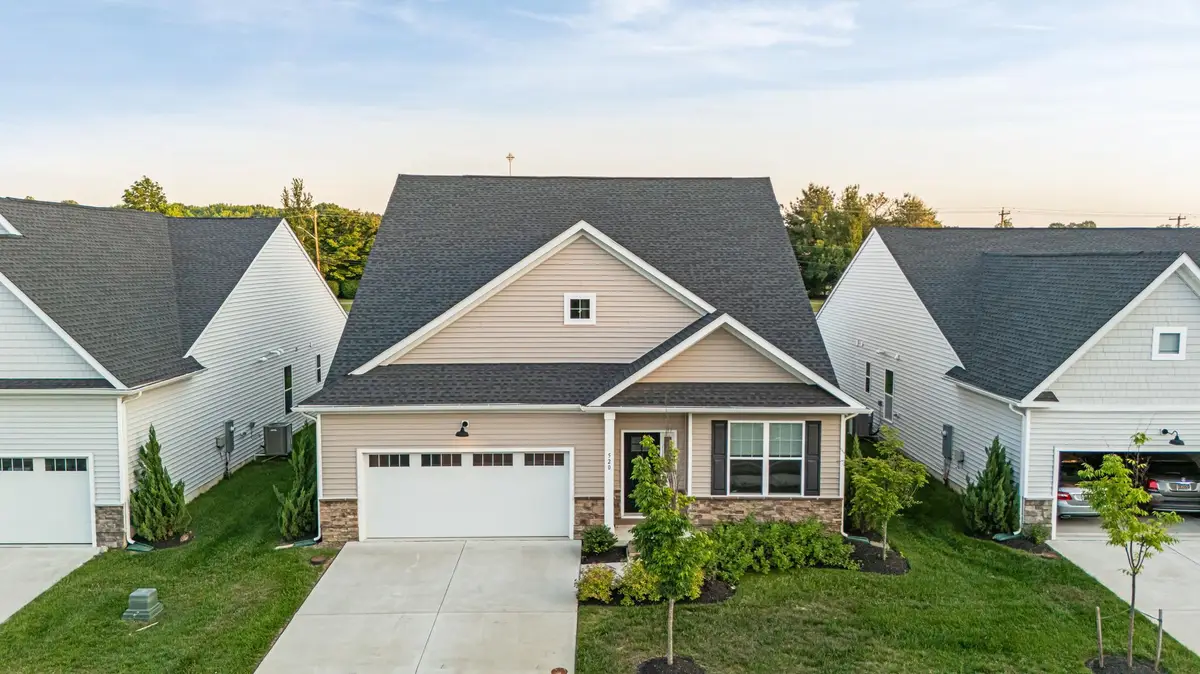 520 Davis Falls Dr, Newark, DE 19702 - #1
