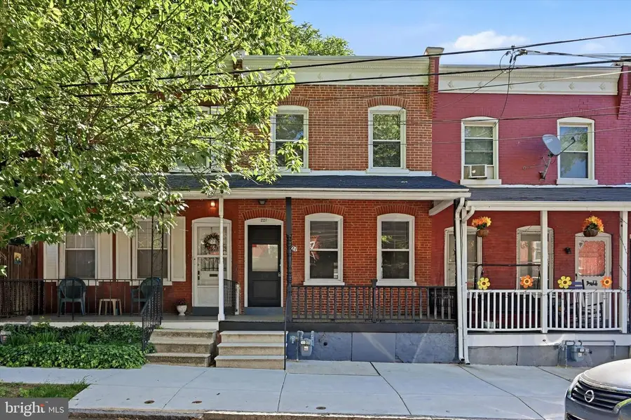 227 W 22nd St, Wilmington, DE 19802 - #2