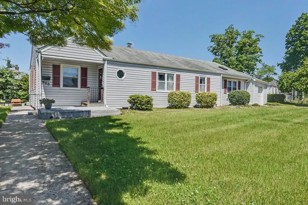 900 Garnet Rd, Wilmington, DE 19804 - #1