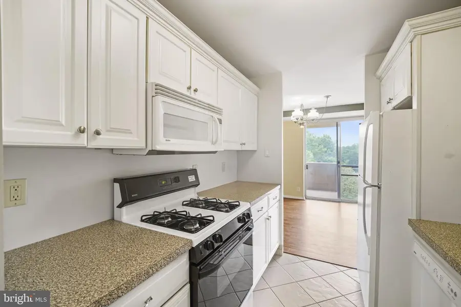 2401-unit Pennsylvania Ave #606, Wilmington, DE 19806 - #3