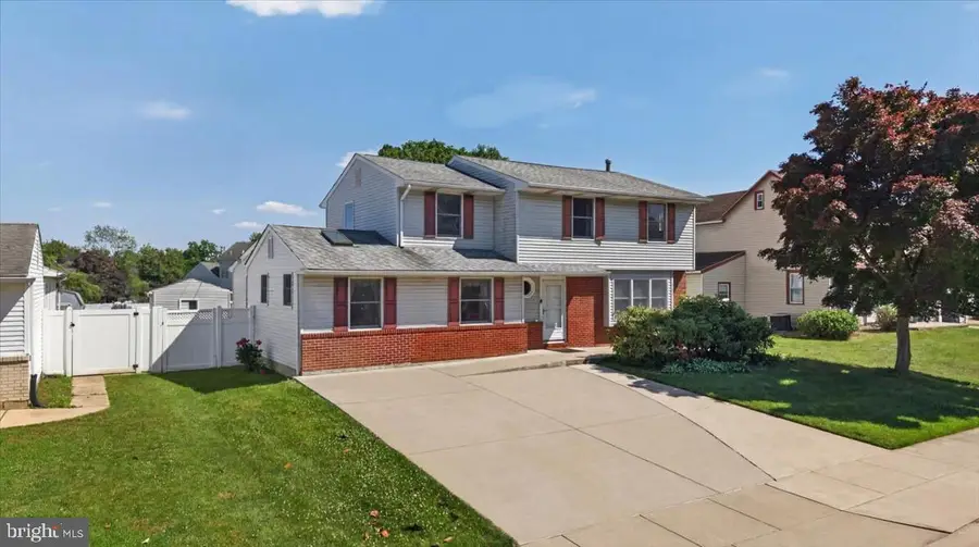 2318 Smiths Ln, Wilmington, DE 19810 - #2