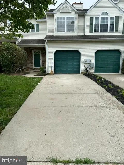 952 Glackens Ln, Wilmington, DE 19808 - #1