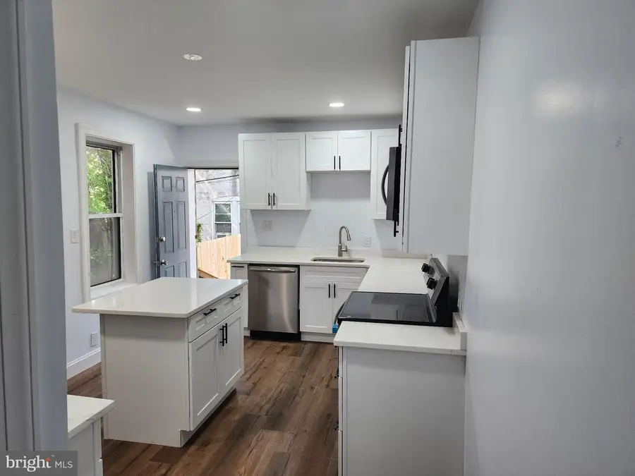 1738 W 4th St, Wilmington, DE 19805 - #3