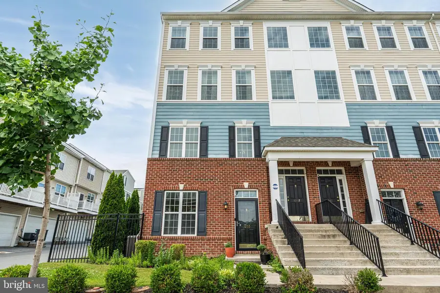 1255 Parish Ave, Claymont, DE 19703 - #2