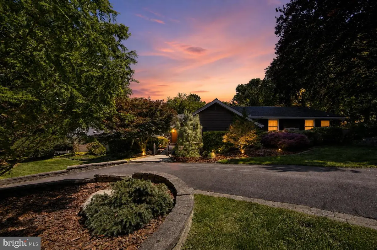 202 N Spring Valley Rd, Wilmington, DE 19807 - #1