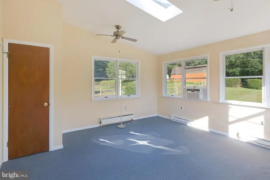 7 Greenridge Rd, Newark, DE 19711 - #2