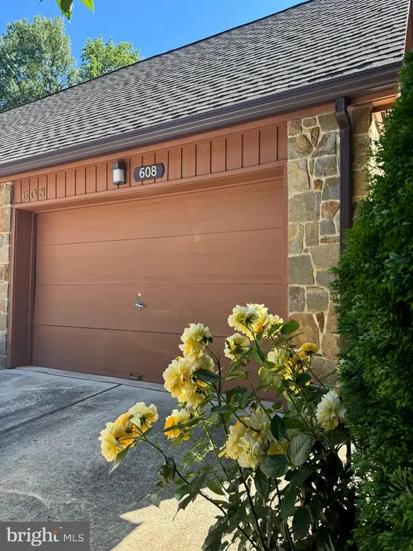 608 Dandenog Dr, WILMINGTON, DE 19808