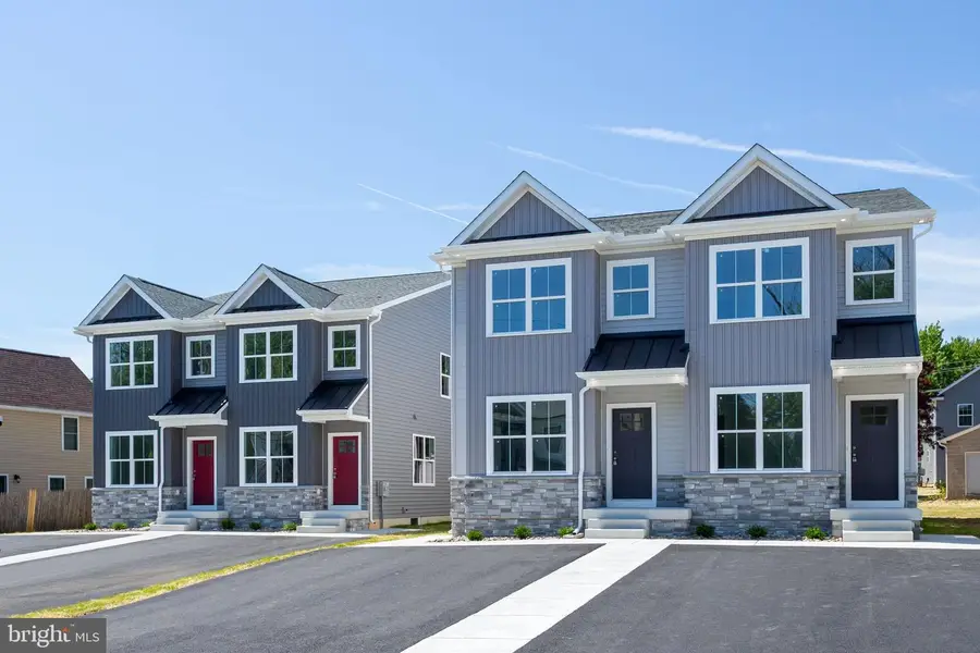 2 Arbutus Ave, New Castle, DE 19720 - #2
