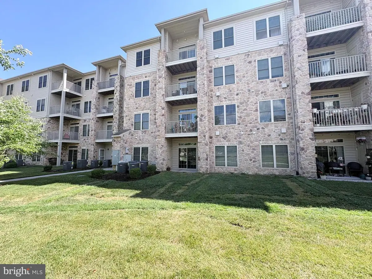 2000-unit Fountainview Cir #2106, Newark, DE 19713 - #1