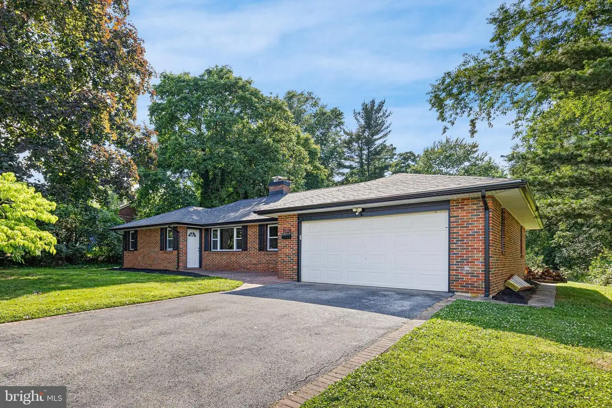208 Mendell Pl, New Castle, DE 19720 - #1