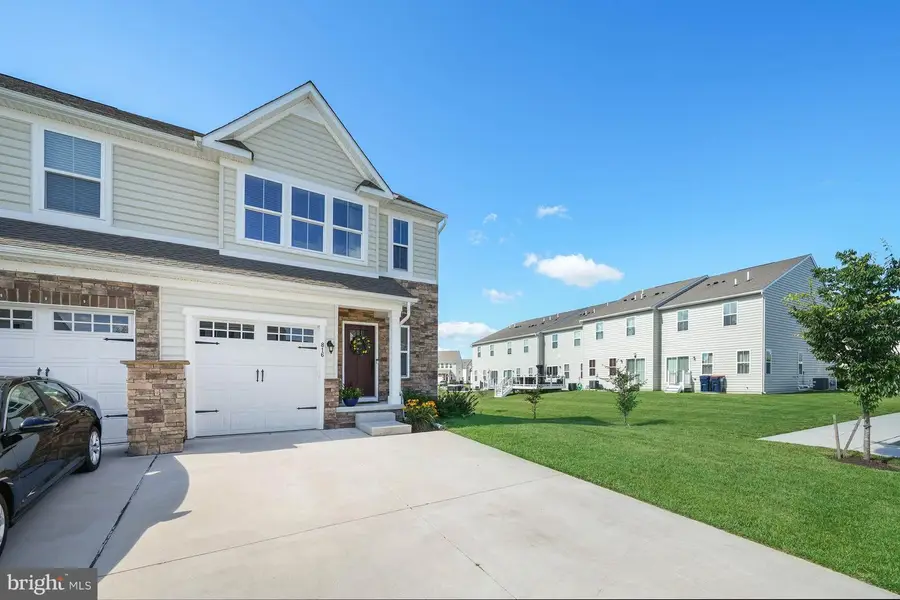 816 Llanelli Dr, Middletown, DE 19709 - #2