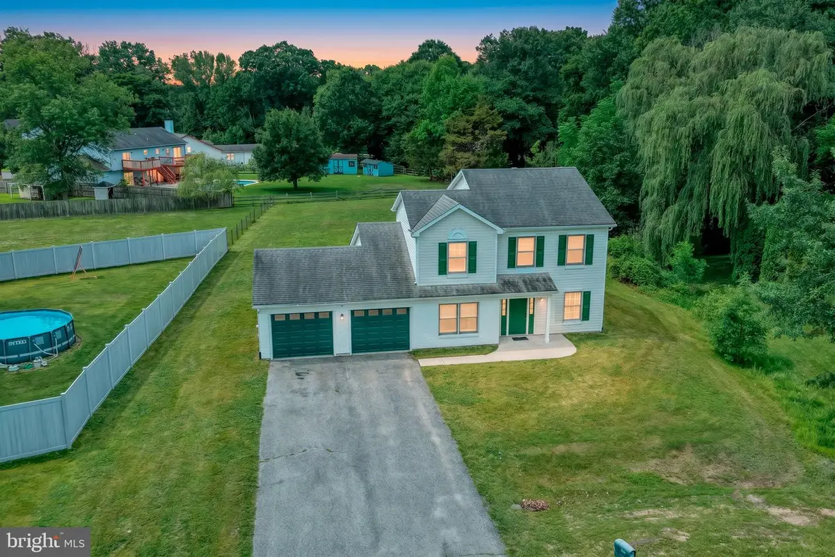 122 Mary Dr, Newark, DE 19702 - #1