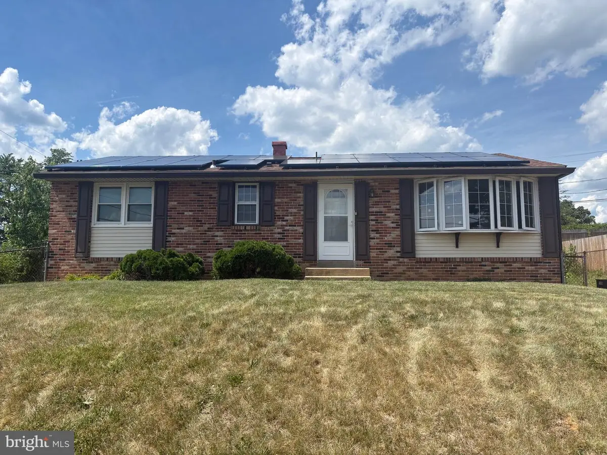 302 Brewster Dr, Newark, DE 19711 - #1