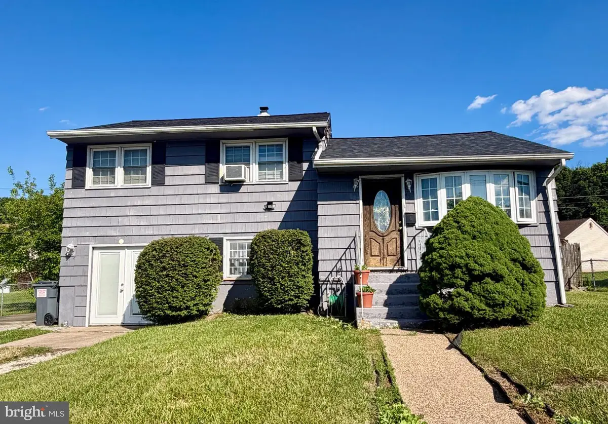 133 Karlyn Dr, New Castle, DE 19720 - #1