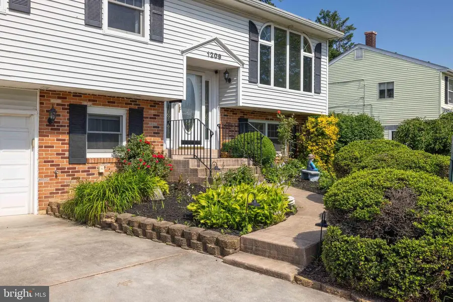 1209 Grayrock Rd, Newark, DE 19713 - #2