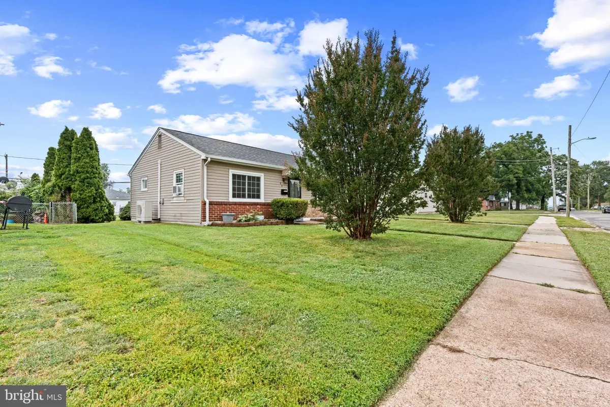 66 Chesterfield Dr, New Castle, DE 19720 - #1