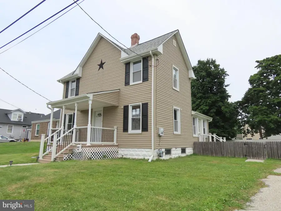 207 Baldt Ave, New Castle, DE 19720 - #2