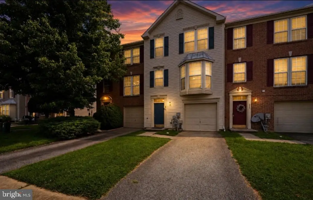 215 N Bridlewood Dr, Newark, DE 19702 - #1