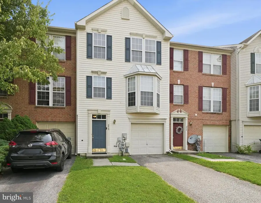215 N Bridlewood Dr, Newark, DE 19702 - #2