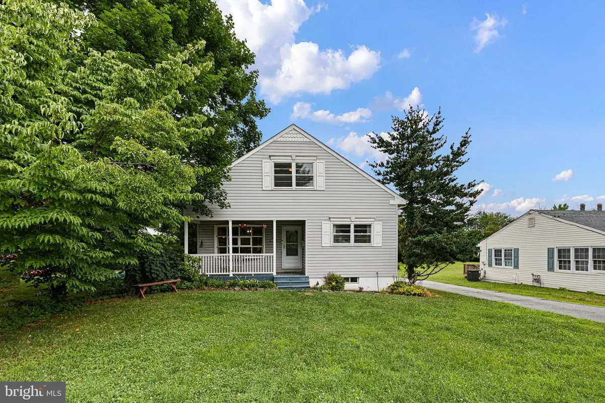 305 Newport St, Wilmington, DE 19804 - #1