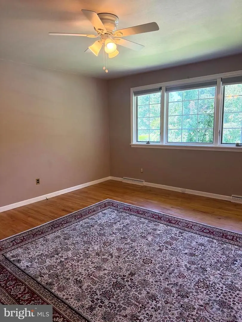 33 Sheffield Manor Dr, Newark, DE 19711 - #2