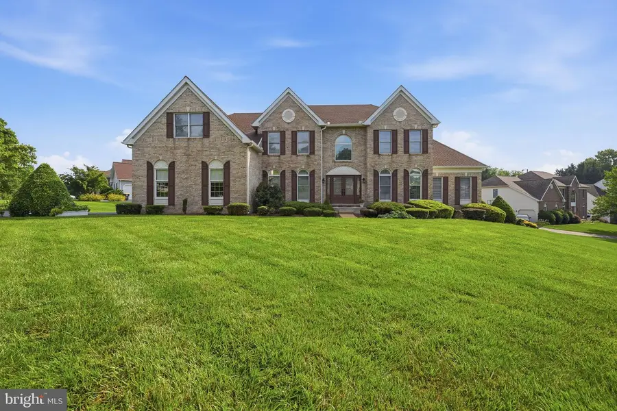 28 W Periwinkle Ln, Newark, DE 19711 - #2