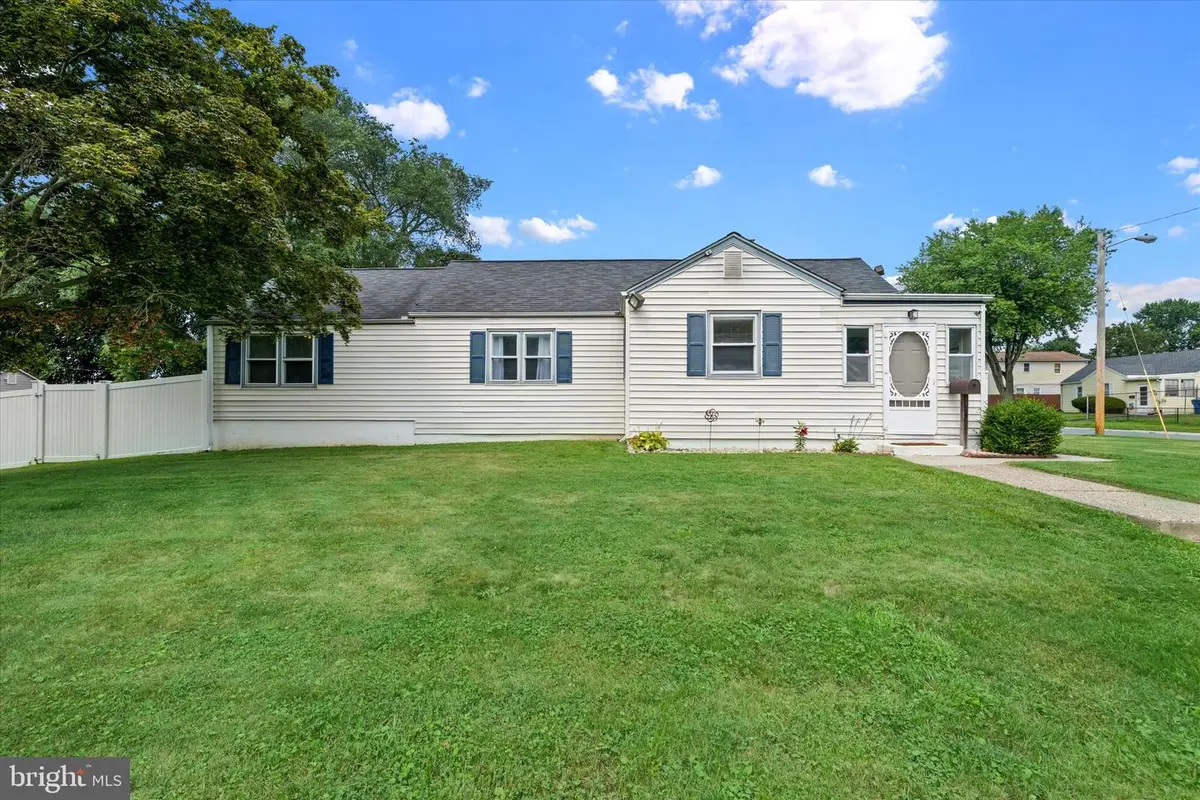 45 Yale Ave, New Castle, DE 19720 - #1