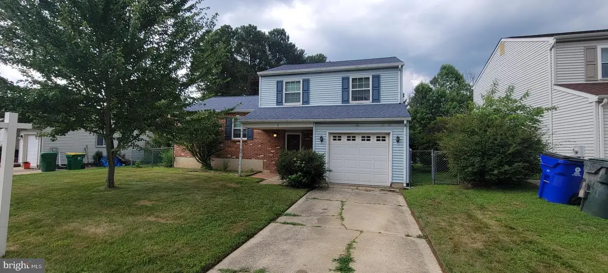 6 Broadleaf Dr, Newark, DE 19702 - #1