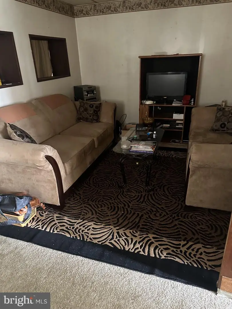 922 E Hazeldell Ave, New Castle, DE 19720 - #2