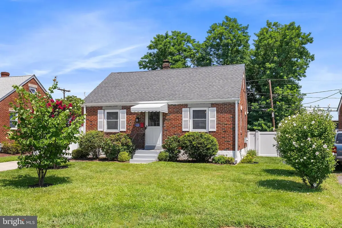 129 Stanley Ln, New Castle, DE 19720 - #1