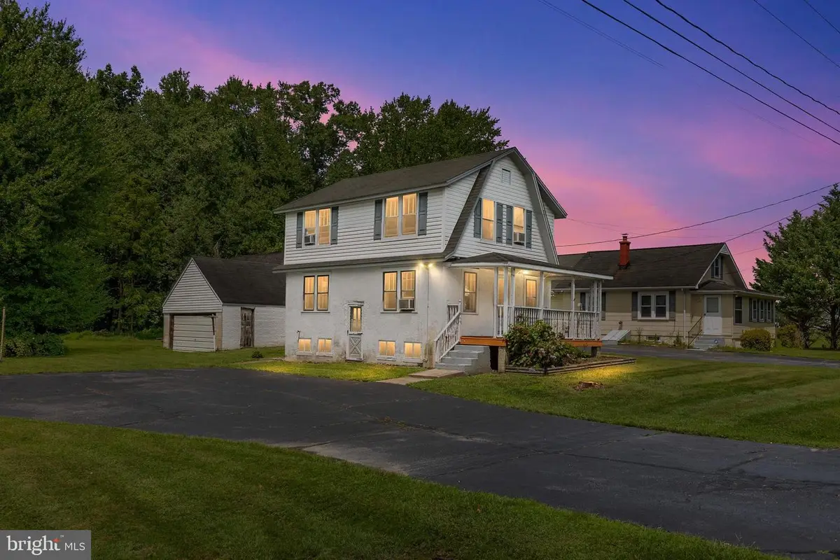 2061 Pleasant Valley Rd, Newark, DE 19702 - #1