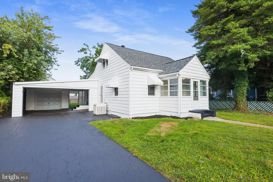 311 Minquadale Blvd, New Castle, DE 19720 - #2