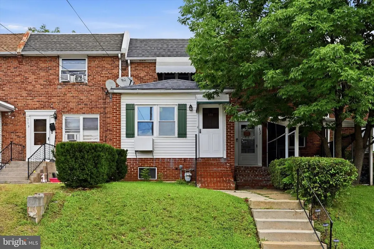 335 E 35th St, Wilmington, DE 19802 - #1