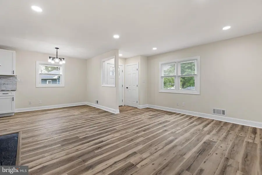 17 Varmar Dr, New Castle, DE 19720 - #2
