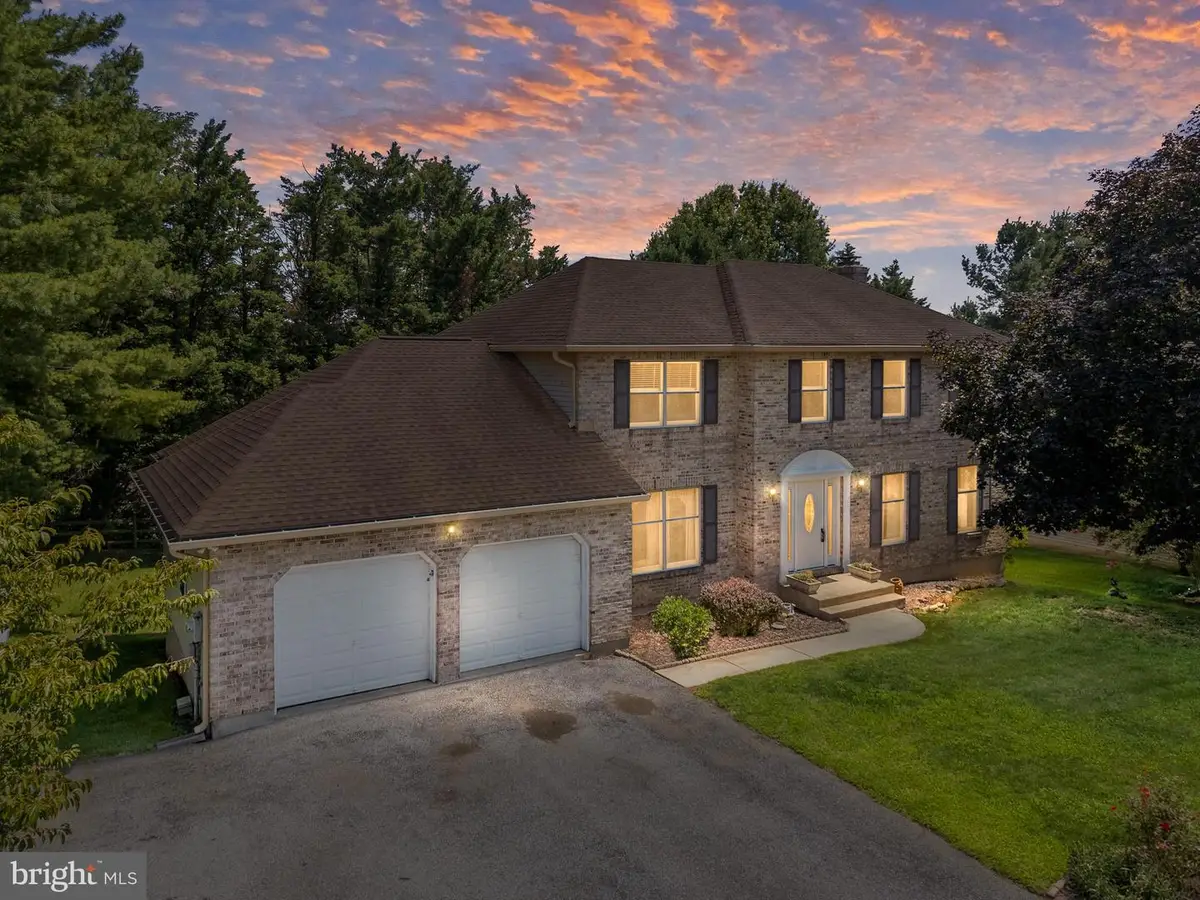 119 E Wilkerdean Dr E, Newark, DE 19711 - #1