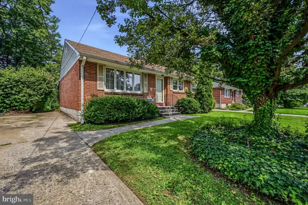 319 Delaware Ave, CLAYMONT, DE 19703