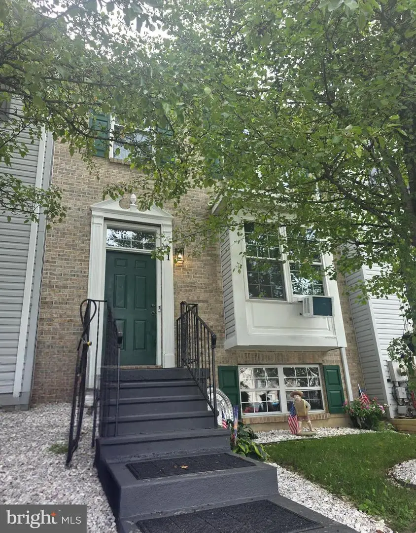 31 Versailles Ct, Newark, DE 19702 - #1