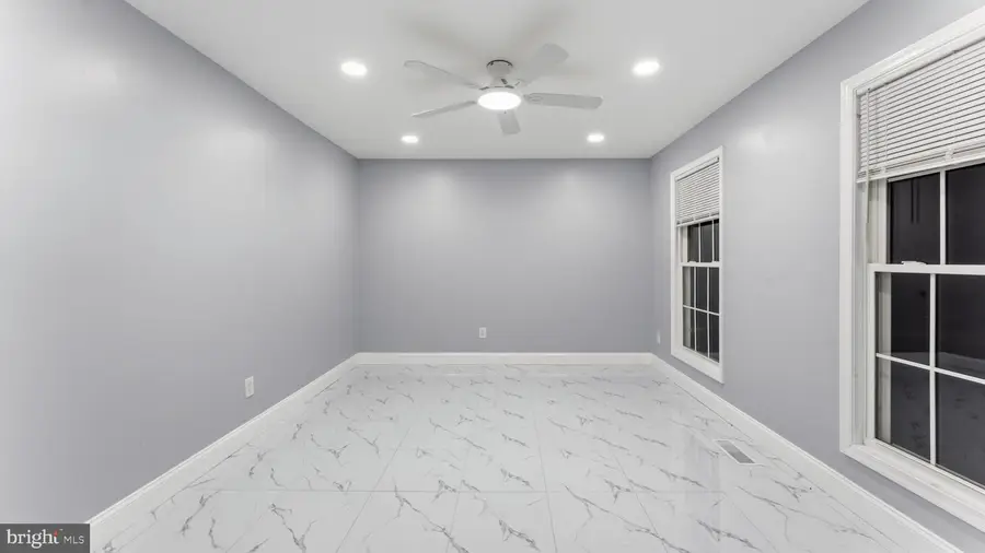 7 Greenwich Ct, Newark, DE 19702 - #3