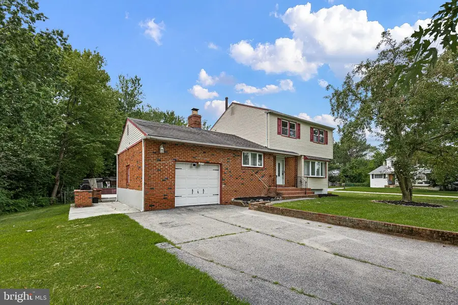 2 Skelton Dr, New Castle, DE 19720 - #2