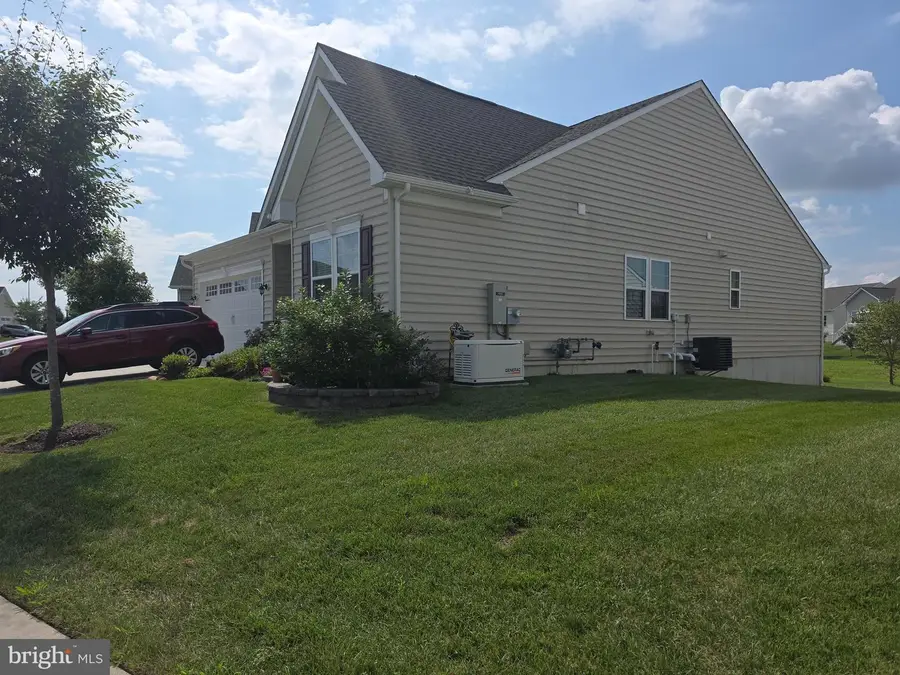 211 Anglesey Dr, Middletown, DE 19709 - #2
