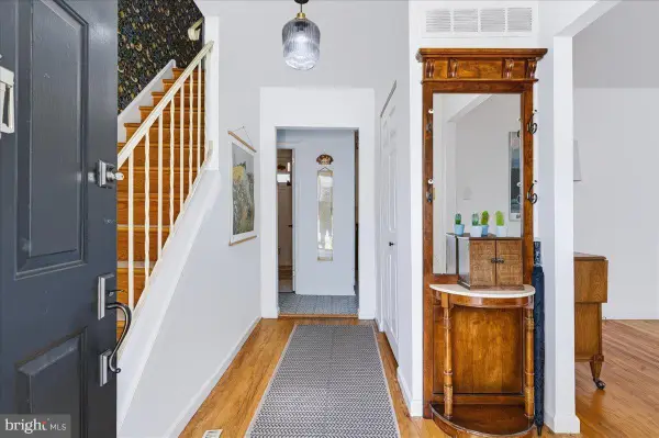 3329 Silverside Rd, WILMINGTON, DE 19810