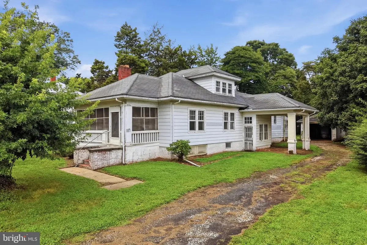 117 Main St, Townsend, DE 19734 - #1